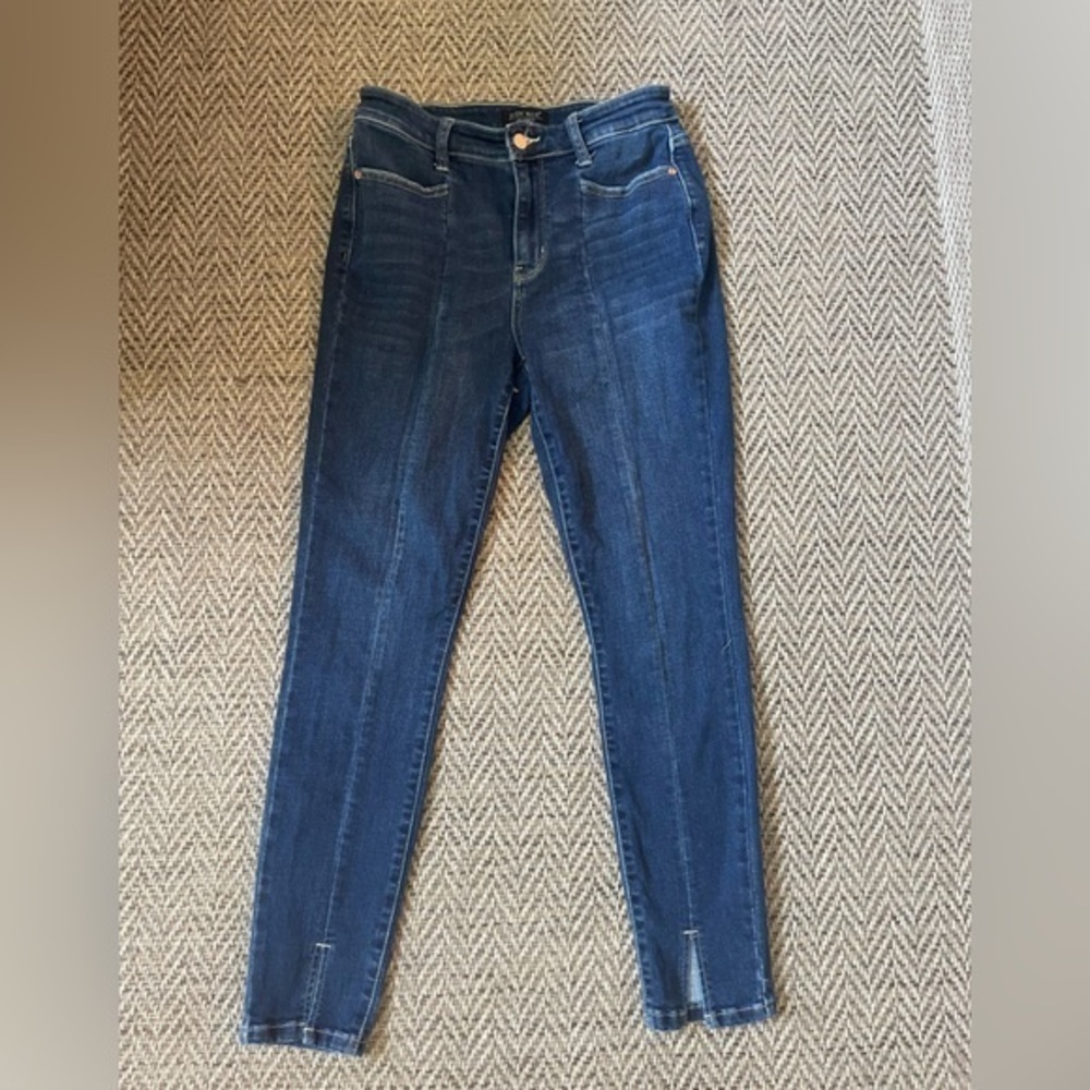 Judy Blue Skinny Fit Ankle Jeans With Seam Down Front & Ankle Cutout Size 7/28